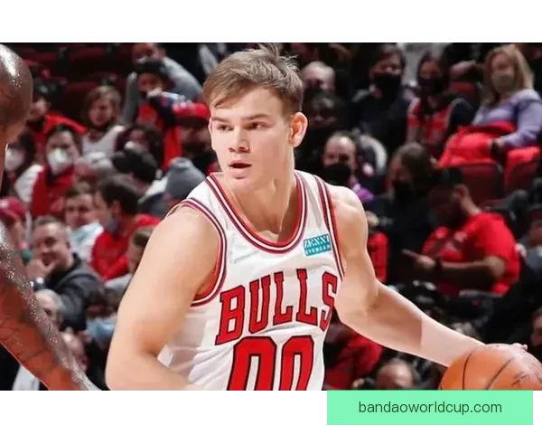 麦克朗当选G联盟常规赛MVP 成为历史首位多次荣膺此奖球员